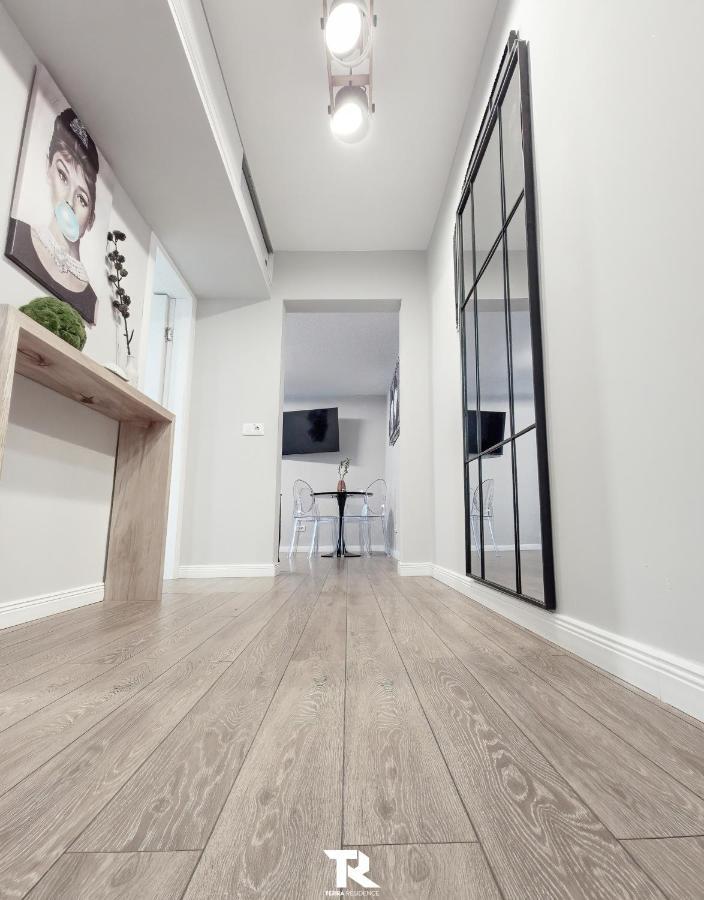 Apartamento Terra Suceava Exterior foto