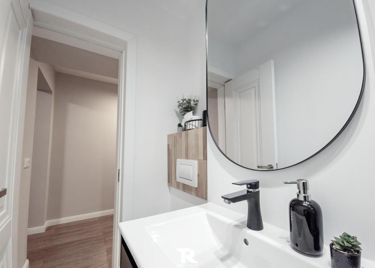 Apartamento Terra Suceava Exterior foto